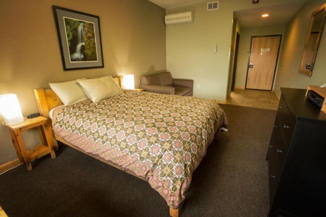 Adventure Inn Ely Buitenkant foto