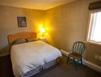 Adventure Inn Ely Buitenkant foto